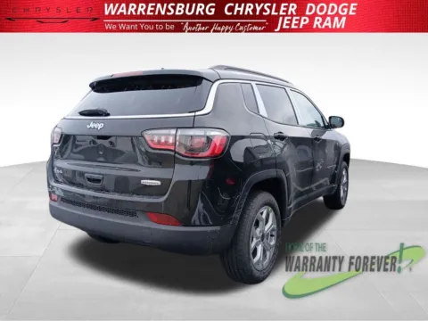 Photos of 2026 Jeep Compass Latitude for sale in Warrensburg, MO at Warrensburg CDJR