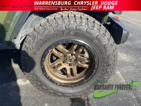 Photos of 2021 Jeep Gladiator Mojave for sale in Warrensburg, MO at Warrensburg CDJR