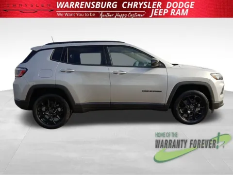 Photos of 2026 Jeep Compass Latitude for sale in Warrensburg, MO at Warrensburg CDJR