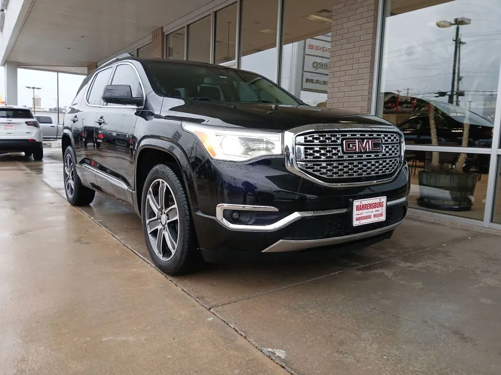 Used 2017 GMC Acadia Denali with VIN 1GKKNXLS4HZ325844 for sale in Warrensburg, MO