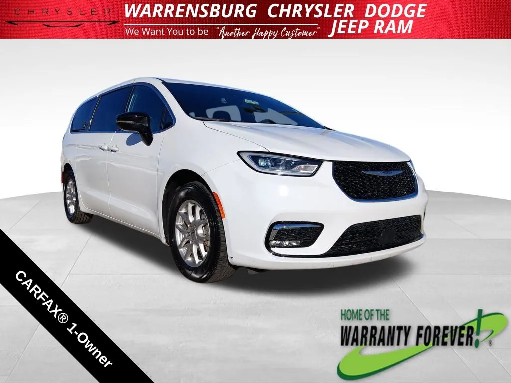 2025 Chrysler Pacifica Select for sale in Warrensburg, MO