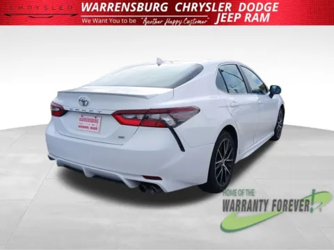 Another view of 2024 Toyota Camry SE for sale in Warrensburg, MO at Warrensburg CDJR