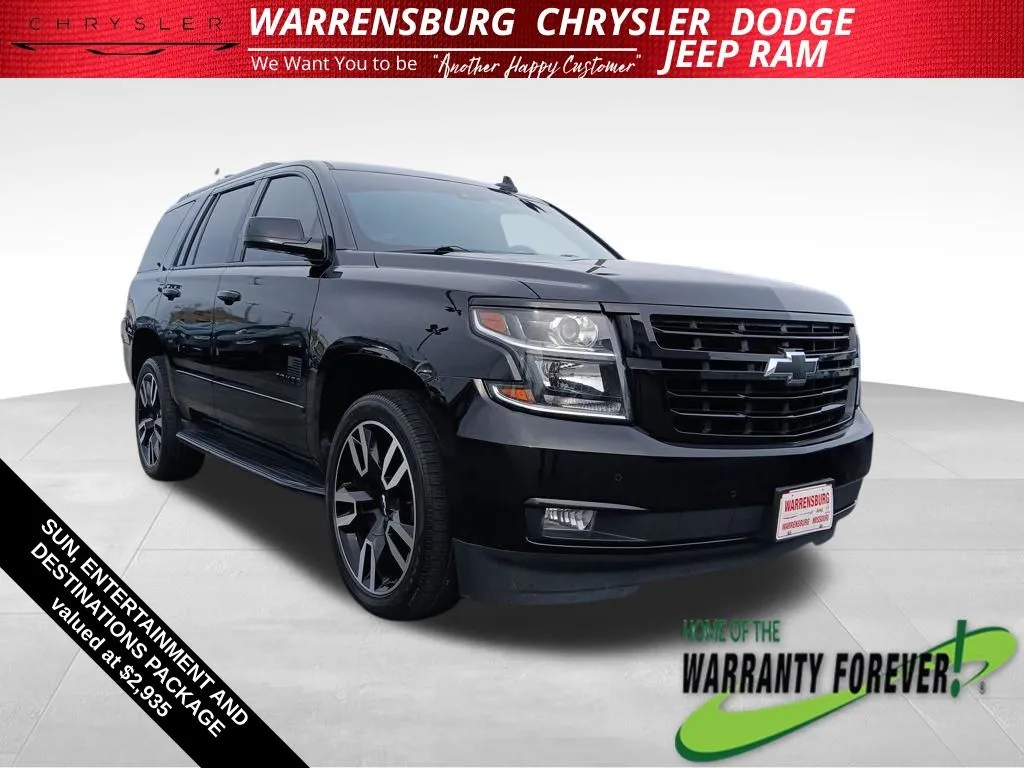 Used 2020 Chevrolet Tahoe Premier with VIN 1GNSKCKJ4LR174557 for sale in Kansas City