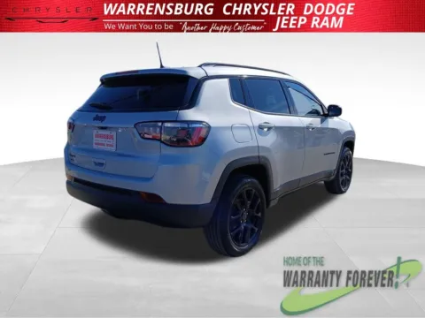 More photos of 2026 Jeep Compass Latitude at Warrensburg CDJR, MO