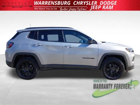 Photos of 2026 Jeep Compass Latitude for sale in Warrensburg, MO at Warrensburg CDJR