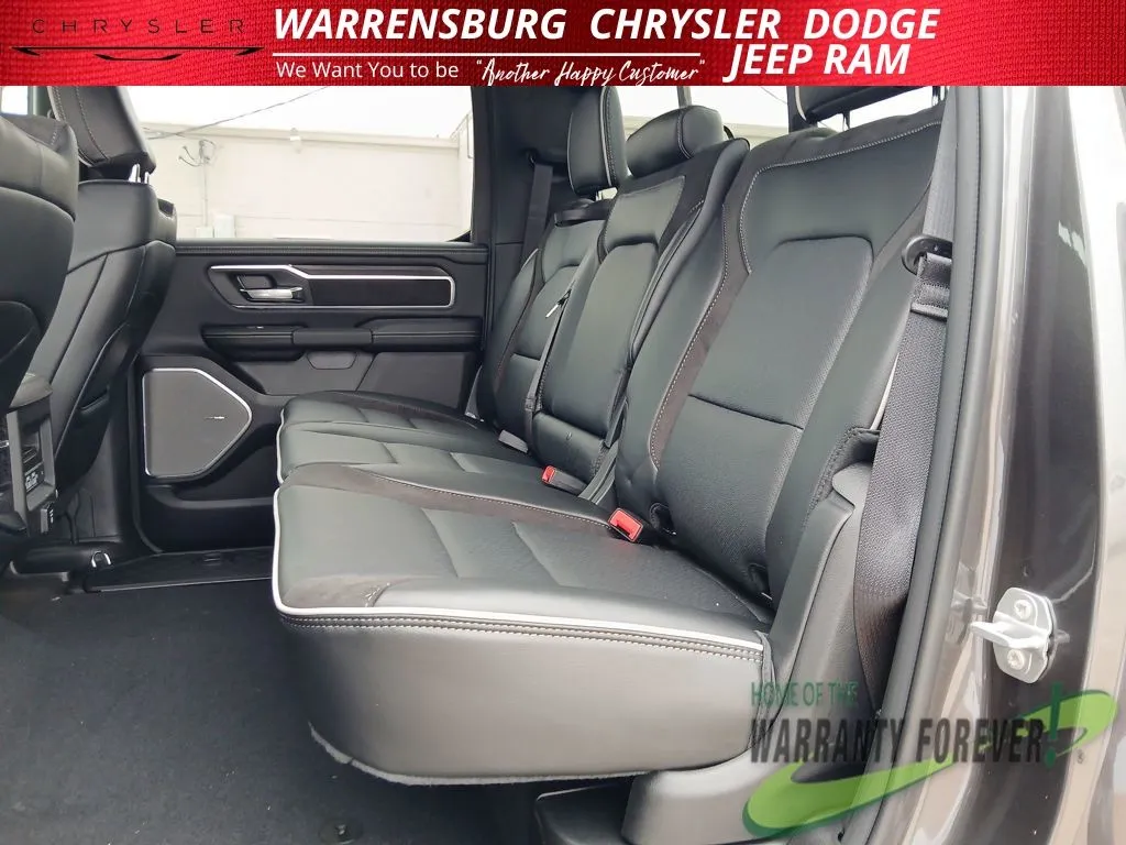 2026 RAM 1500 Laramie - Photo 14