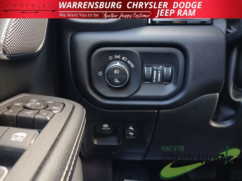 2026 RAM 1500 Laramie - Photo 36