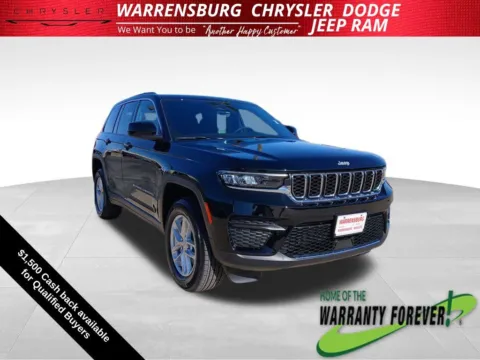 Black 2026 Jeep Grand Cherokee Laredo for sale in Warrensburg, MO