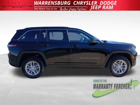 Photos of 2026 Jeep Grand Cherokee Laredo for sale in Warrensburg, MO at Warrensburg CDJR