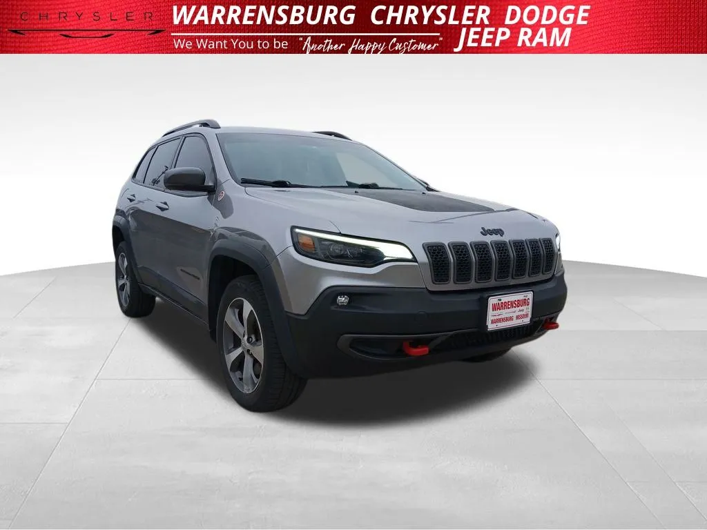 Used 2019 Jeep Cherokee Trailhawk with VIN 1C4PJMBX6KD138103 for sale in Kansas City