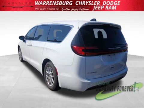 More photos of 2024 Chrysler Pacifica Touring L at Warrensburg CDJR, MO