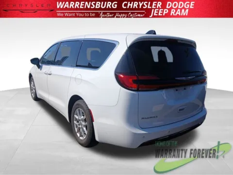 More photos of 2024 Chrysler Pacifica Touring L at Warrensburg CDJR, MO