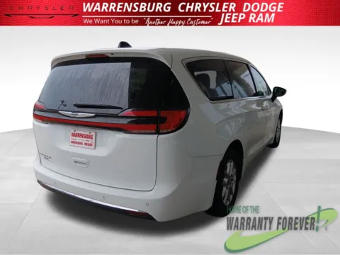 Another view of 2024 Chrysler Pacifica Touring L for sale in Warrensburg, MO at Warrensburg CDJR