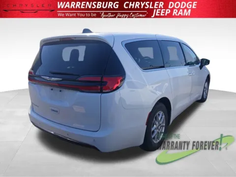 Another view of 2024 Chrysler Pacifica Touring L for sale in Warrensburg, MO at Warrensburg CDJR