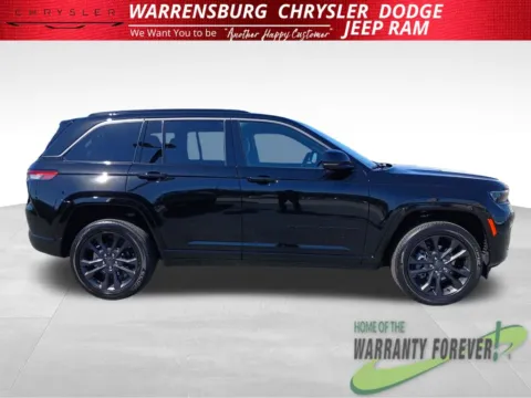 Photos of 2026 Jeep Grand Cherokee Limited for sale in Warrensburg, MO at Warrensburg CDJR