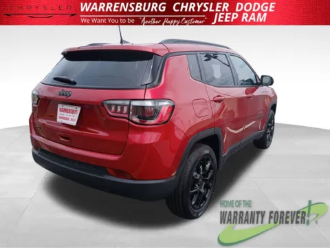 More photos of 2026 Jeep Compass Latitude at Warrensburg CDJR, MO