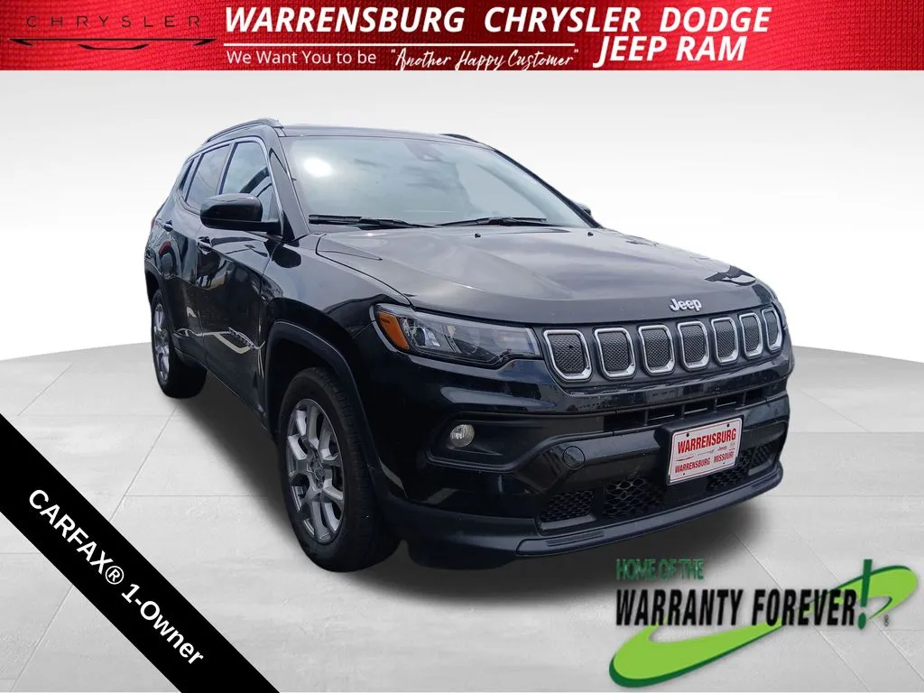 Used 2022 Jeep Compass Latitude Lux with VIN 3C4NJDFB5NT194120 for sale in Kansas City