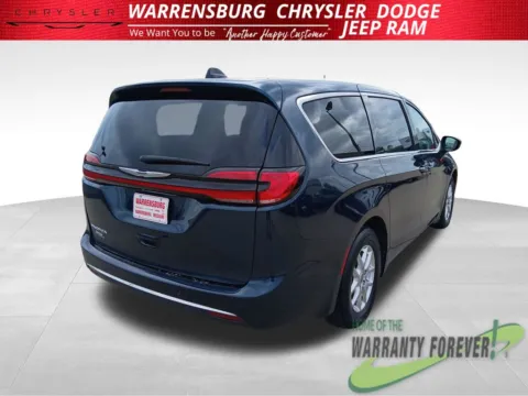 Another view of 2023 Chrysler Pacifica Touring L for sale in Warrensburg, MO at Warrensburg CDJR