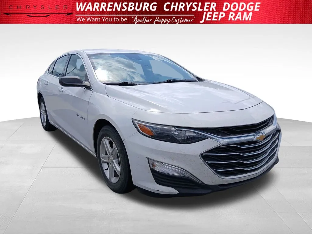 Used 2023 Chevrolet Malibu 1FL with VIN 1G1ZC5ST6PF112711 for sale in Warrensburg, MO