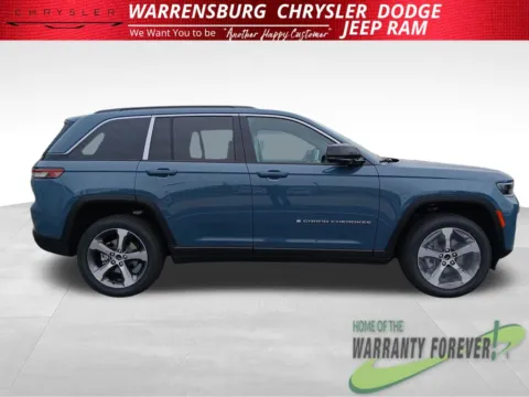 Photos of 2026 Jeep Grand Cherokee Limited for sale in Warrensburg, MO at Warrensburg CDJR