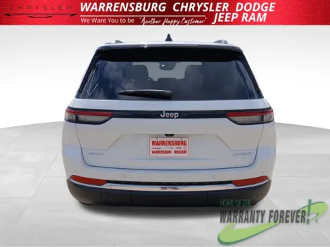 More photos of 2026 Jeep Grand Cherokee Laredo at Warrensburg CDJR, MO