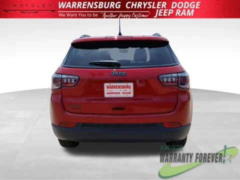 More photos of 2026 Jeep Compass Latitude at Warrensburg CDJR, MO
