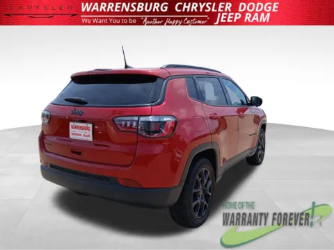More photos of 2026 Jeep Compass Latitude at Warrensburg CDJR, MO