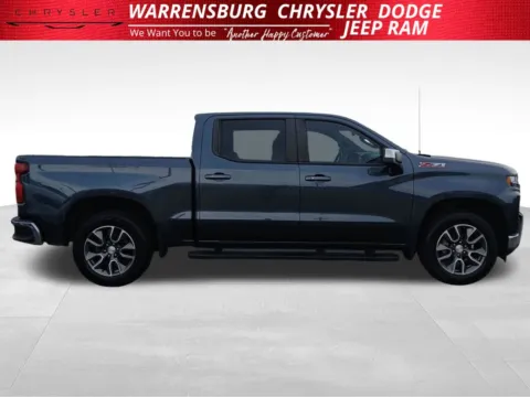 Photos of 2020 Chevrolet Silverado 1500 LT for sale in Warrensburg, MO at Warrensburg CDJR
