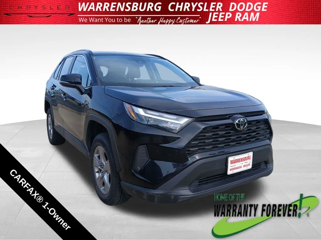 Used 2025 Toyota RAV4 XLE with VIN 2T3W1RFV6SC311365 for sale in Kansas City