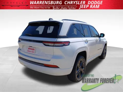 More photos of 2027 Jeep Grand Cherokee Limited Reserve at Warrensburg CDJR, MO