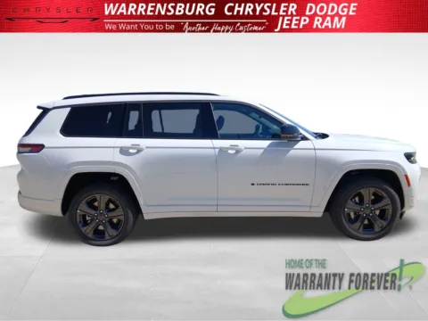Another view of 2027 Jeep Grand Cherokee L Limited Reserve for sale in Warrensburg, MO at Warrensburg CDJR