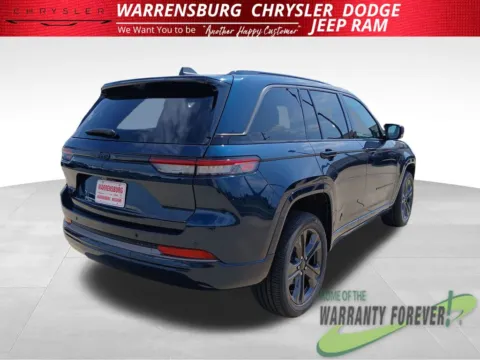 More photos of 2027 Jeep Grand Cherokee Limited Reserve at Warrensburg CDJR, MO