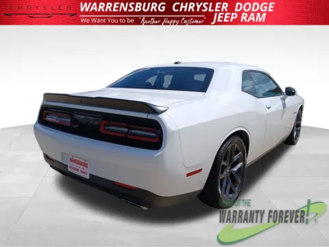 More photos of 2022 Dodge Challenger R/T at Warrensburg CDJR, MO
