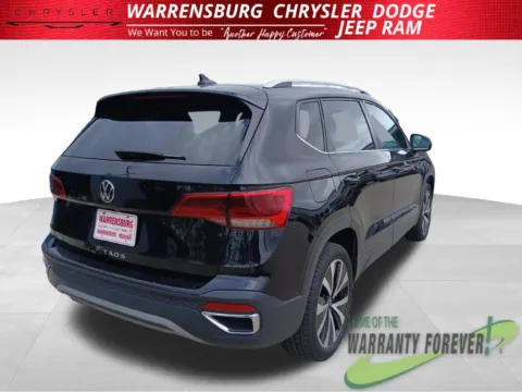 More photos of 2024 Volkswagen Taos 1.5T SE at Warrensburg CDJR, MO