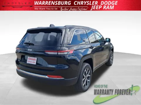 More photos of 2027 Jeep Grand Cherokee Laredo X at Warrensburg CDJR, MO