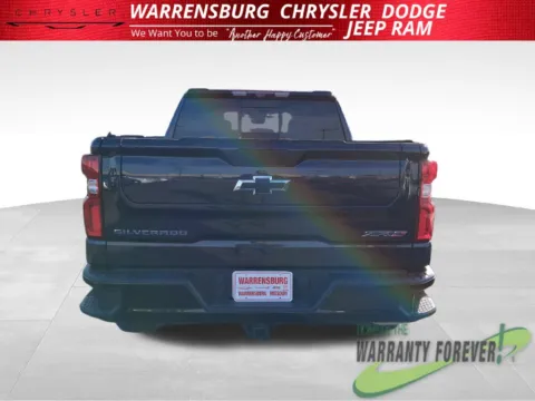 More photos of 2023 Chevrolet Silverado 1500 ZR2 at Warrensburg CDJR, MO