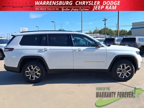 Another view of 2027 Jeep Grand Cherokee L Laredo X for sale in Warrensburg, MO at Warrensburg CDJR