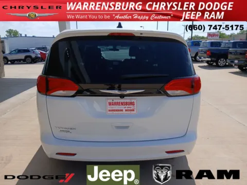More photos of 2022 Chrysler Voyager LX at Warrensburg CDJR, MO