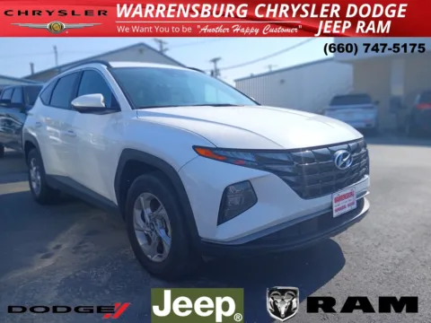 White 2024 Hyundai Tucson SEL for sale in Warrensburg, MO