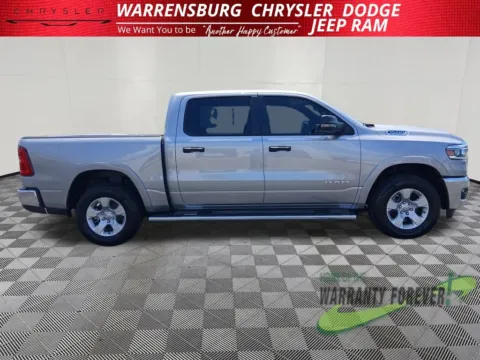 Photos of 2025 Ram 1500 Big Horn/Lone Star for sale in Warrensburg, MO at Warrensburg CDJR