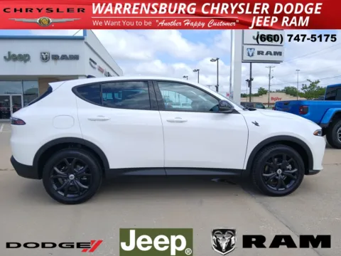 Photos of 2025 Dodge Hornet GT for sale in Warrensburg, MO at Warrensburg CDJR