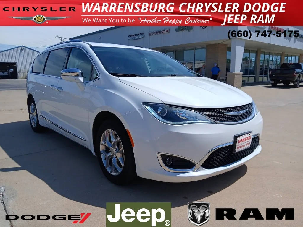 White 2019 Chrysler Pacifica Limited for sale in Warrensburg, MO