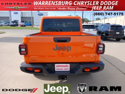 More photos of 2025 Jeep Gladiator Mojave at Warrensburg CDJR, MO