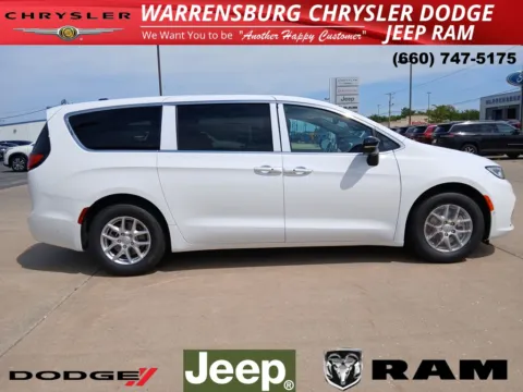 Photos of 2026 Chrysler Pacifica Select for sale in Warrensburg, MO at Warrensburg CDJR