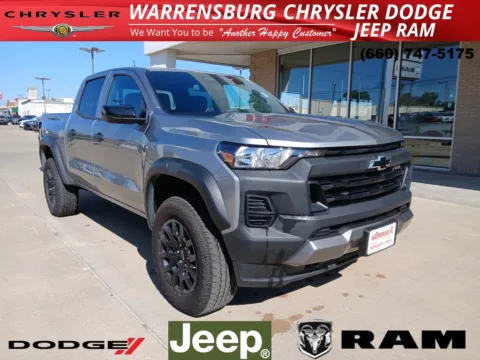 Gray 2024 Chevrolet Colorado Trail Boss for sale in Warrensburg, MO