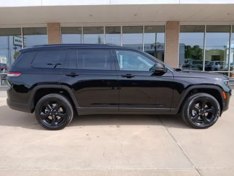 Photos of 2025 Jeep Grand Cherokee L Limited for sale in Warrensburg, MO at Warrensburg CDJR