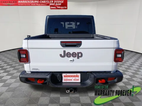 More photos of 2021 Jeep Gladiator Rubicon at Warrensburg CDJR, MO