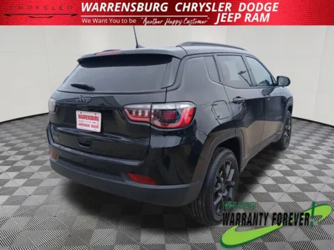 Another view of 2026 Jeep Compass Latitude for sale in Warrensburg, MO at Warrensburg CDJR