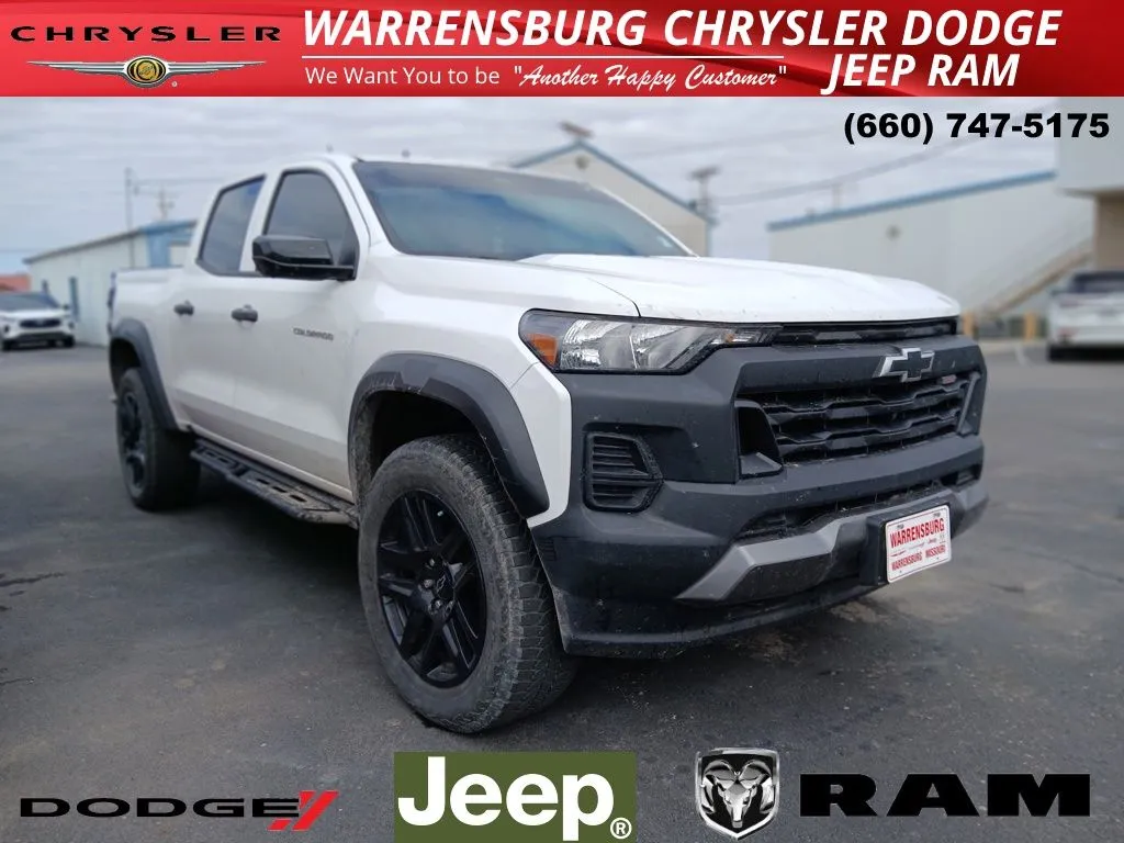 Used 2023 Chevrolet Colorado Trail Boss with VIN 1GCPTEEKXP1171369 for sale in Kansas City