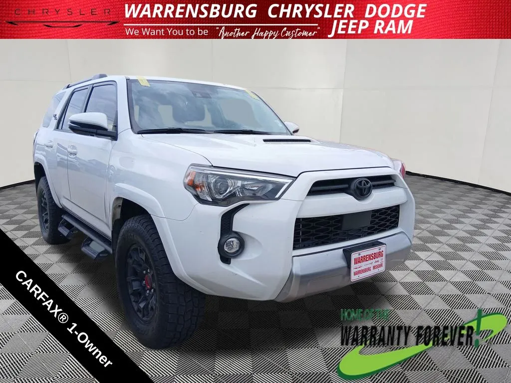 White 2023 Toyota 4Runner TRD Off-Road Premium for sale in Warrensburg, MO